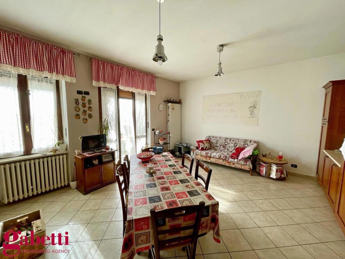 Casa indipendente con giardino a Sommariva Perno