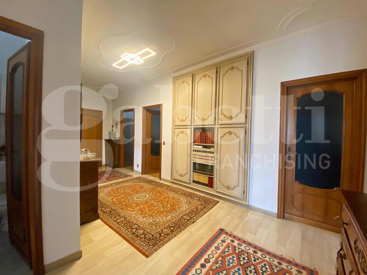 Appartamento con box doppio a Santa Vittoria d'Alba