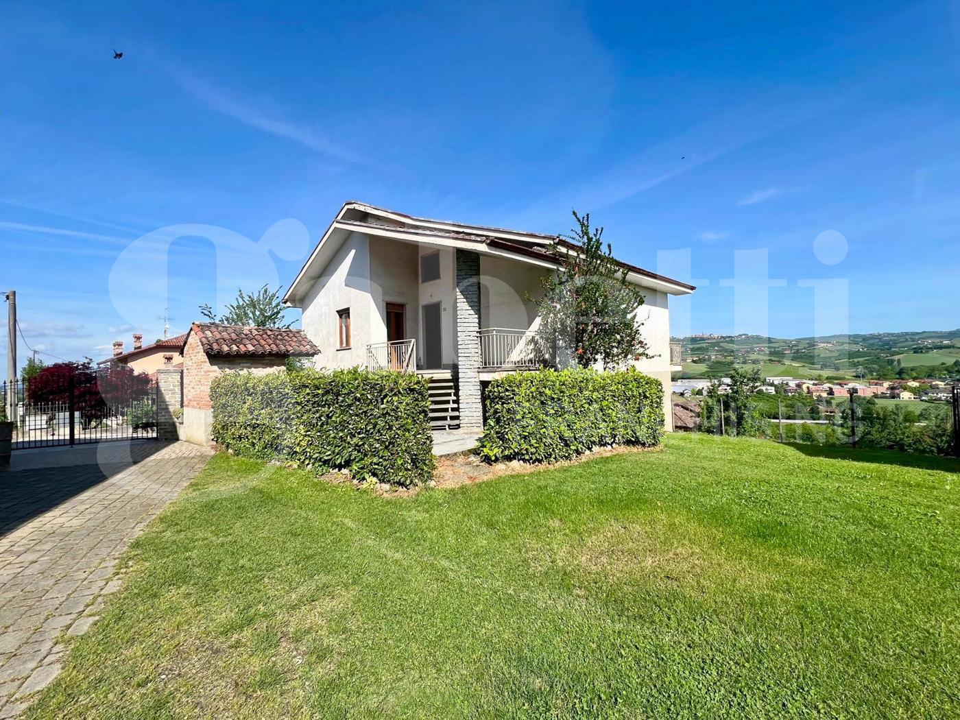 Casa indipendente con giardino a Roddi