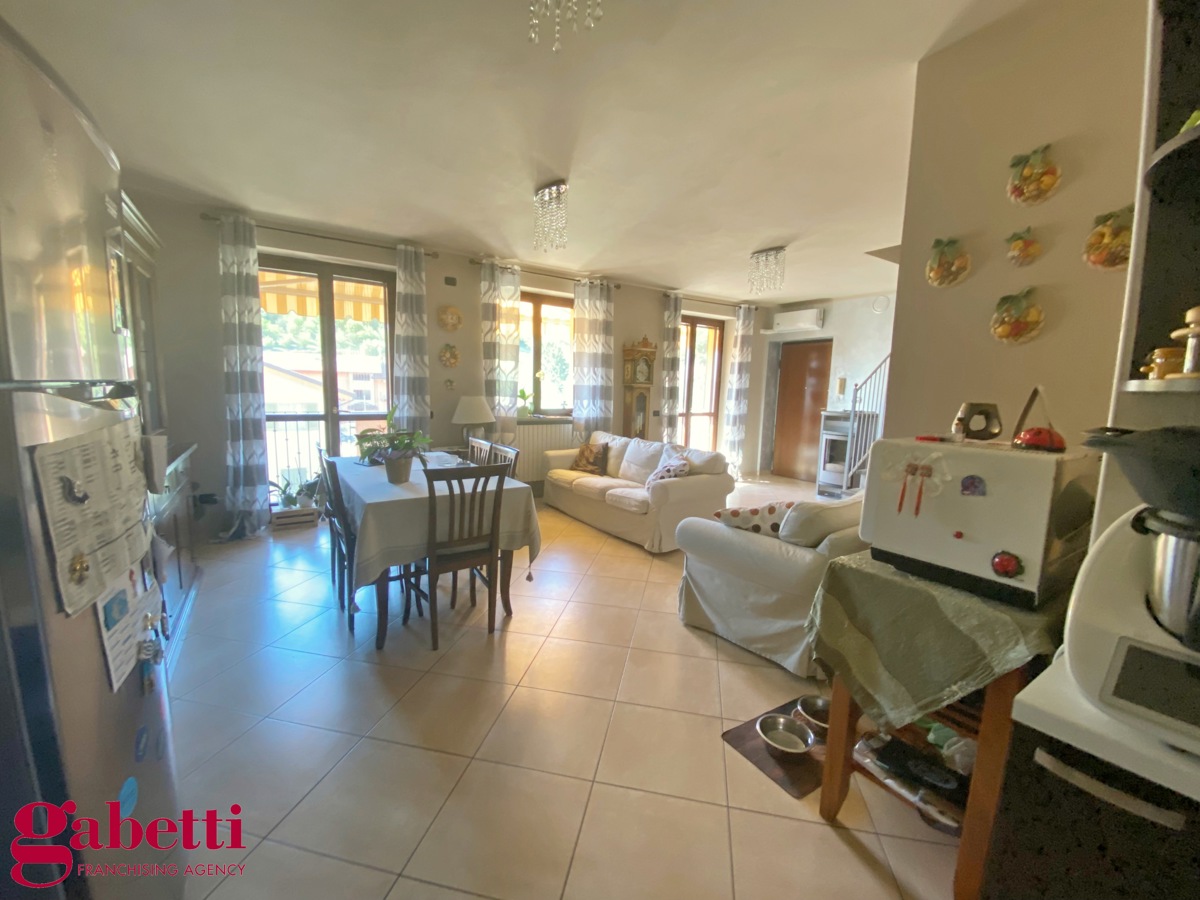 Appartamento con box doppio a Pocapaglia