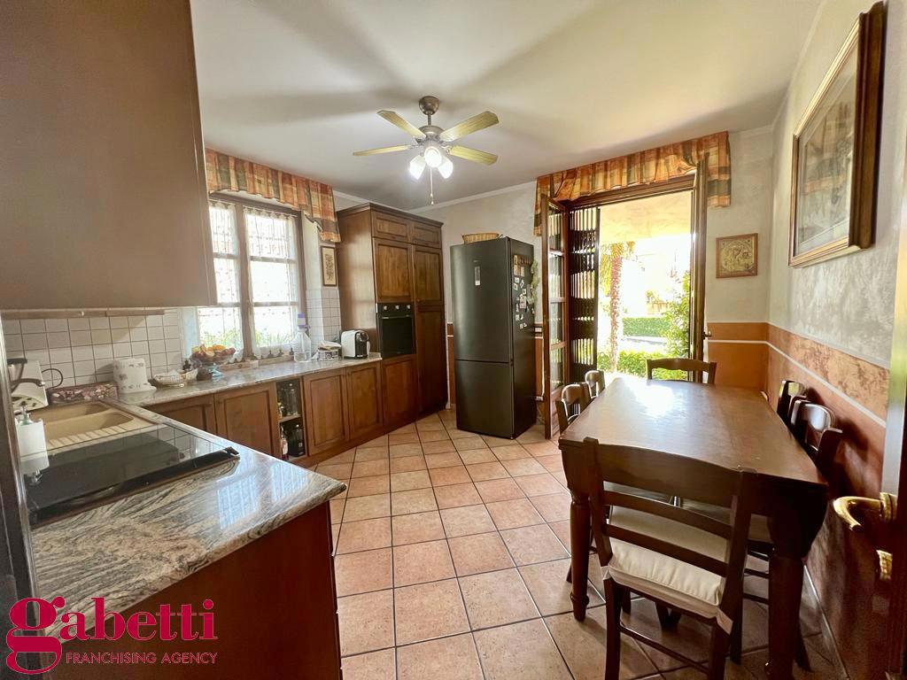 Villa con giardino a Baldissero d'Alba