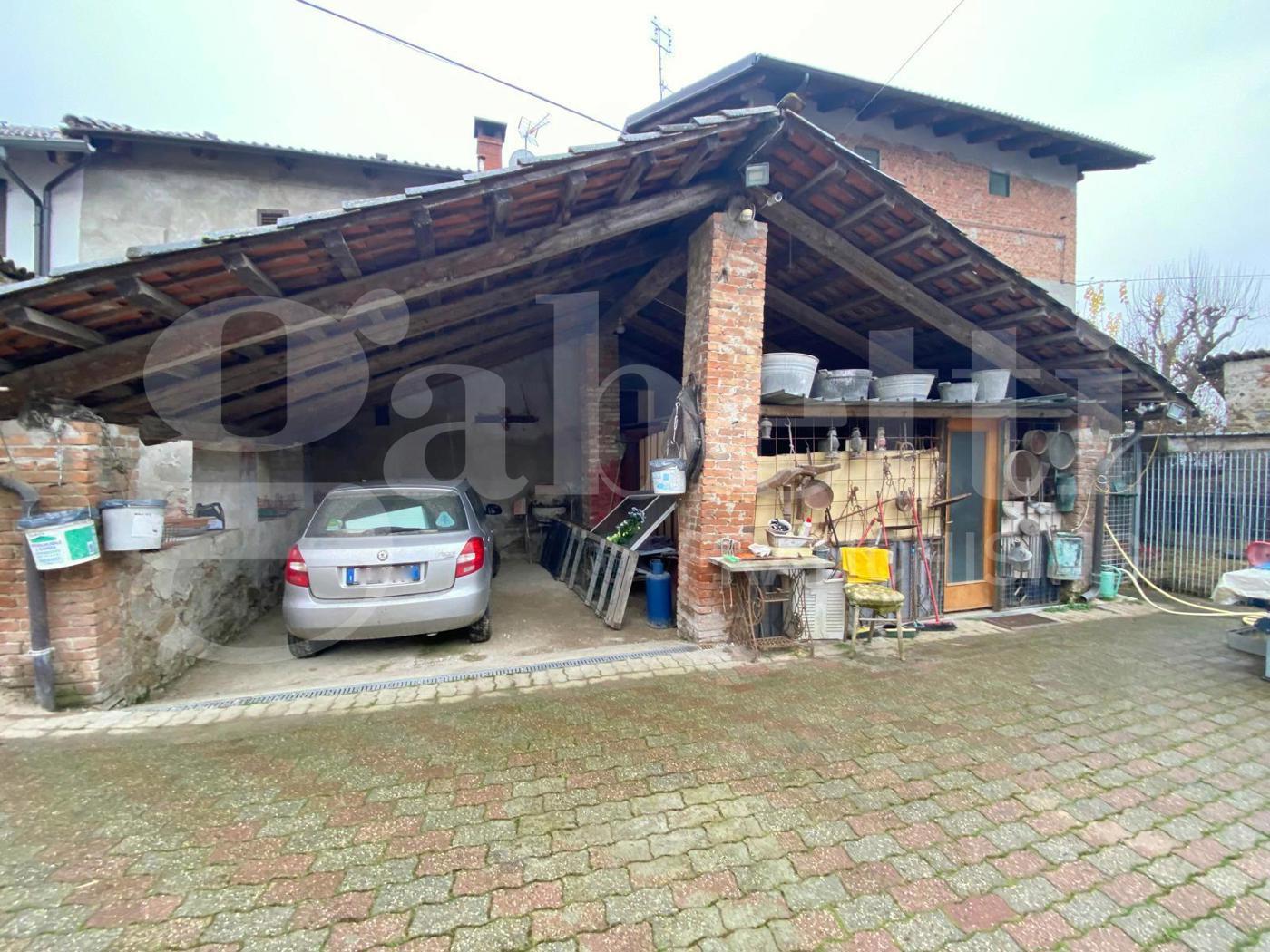 Casa indipendente con giardino a Cherasco