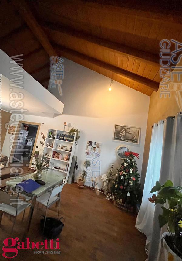 Casa indipendente con giardino a Bra