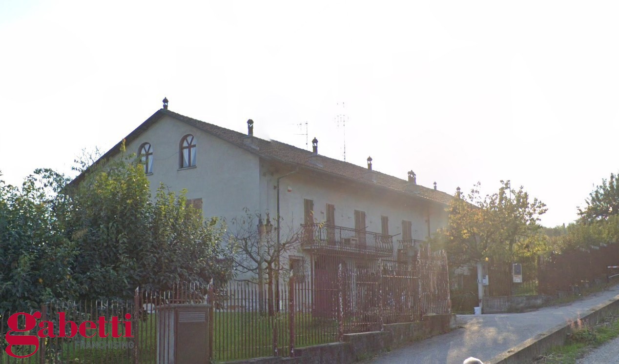 Casa indipendente in vendita a Alba