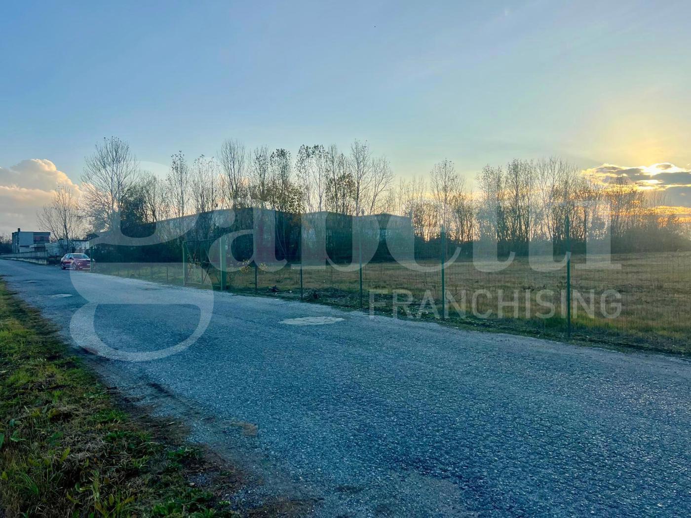 Terreno Edificabile in vendita a Sommariva del Bosco