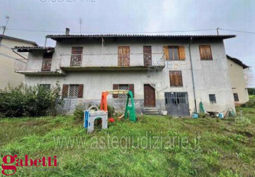 Casa indipendente da ristrutturare a Bene Vagienna