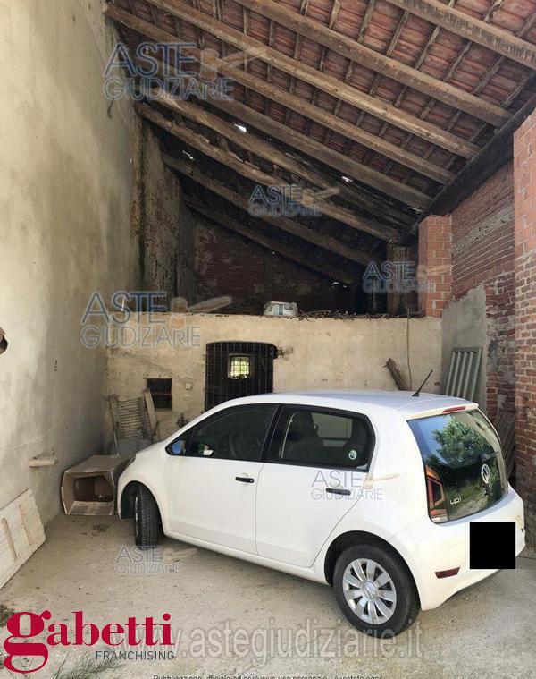 Casa indipendente da ristrutturare a Bene Vagienna