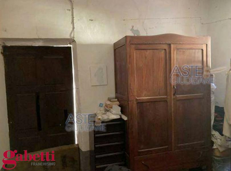 Rustico con giardino a Sale San Giovanni