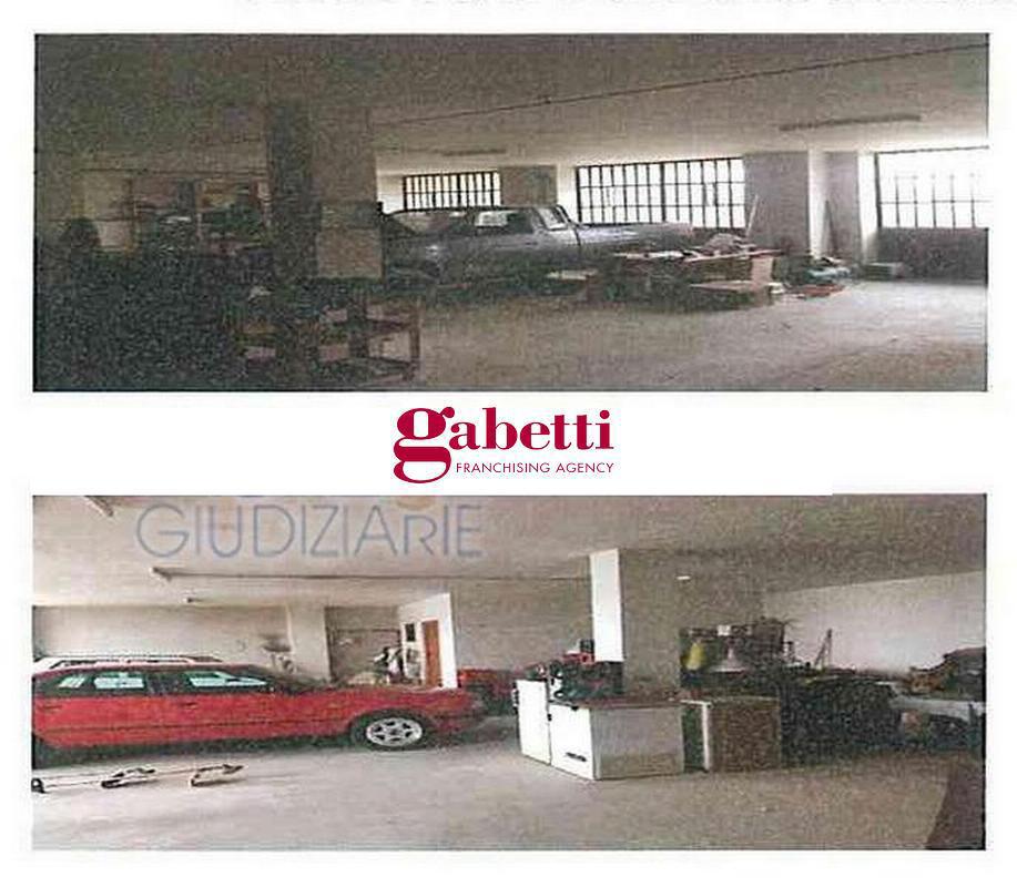 Stabile/Palazzo in vendita a Monteu Roero