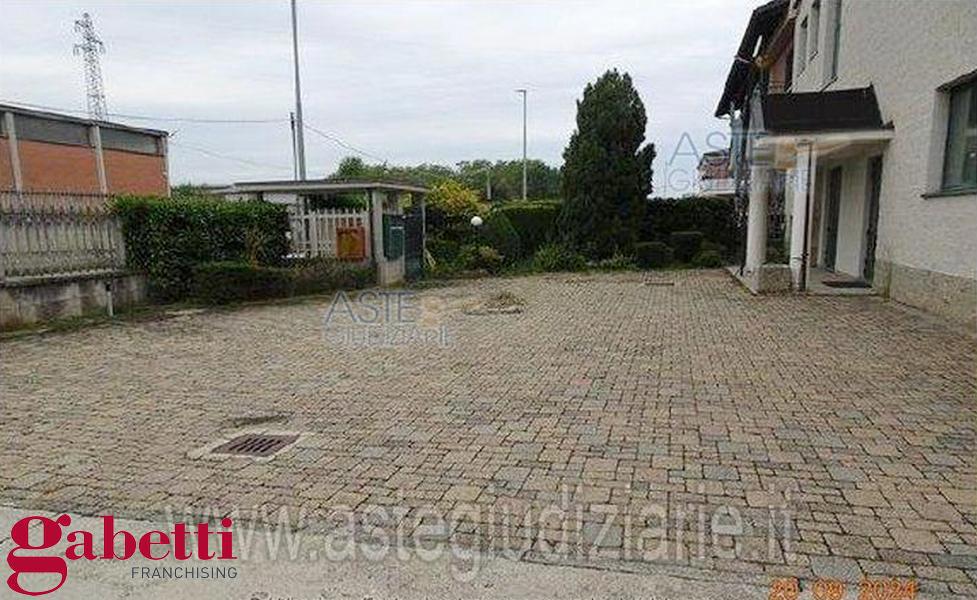 Ufficio in vendita a Sommariva del Bosco