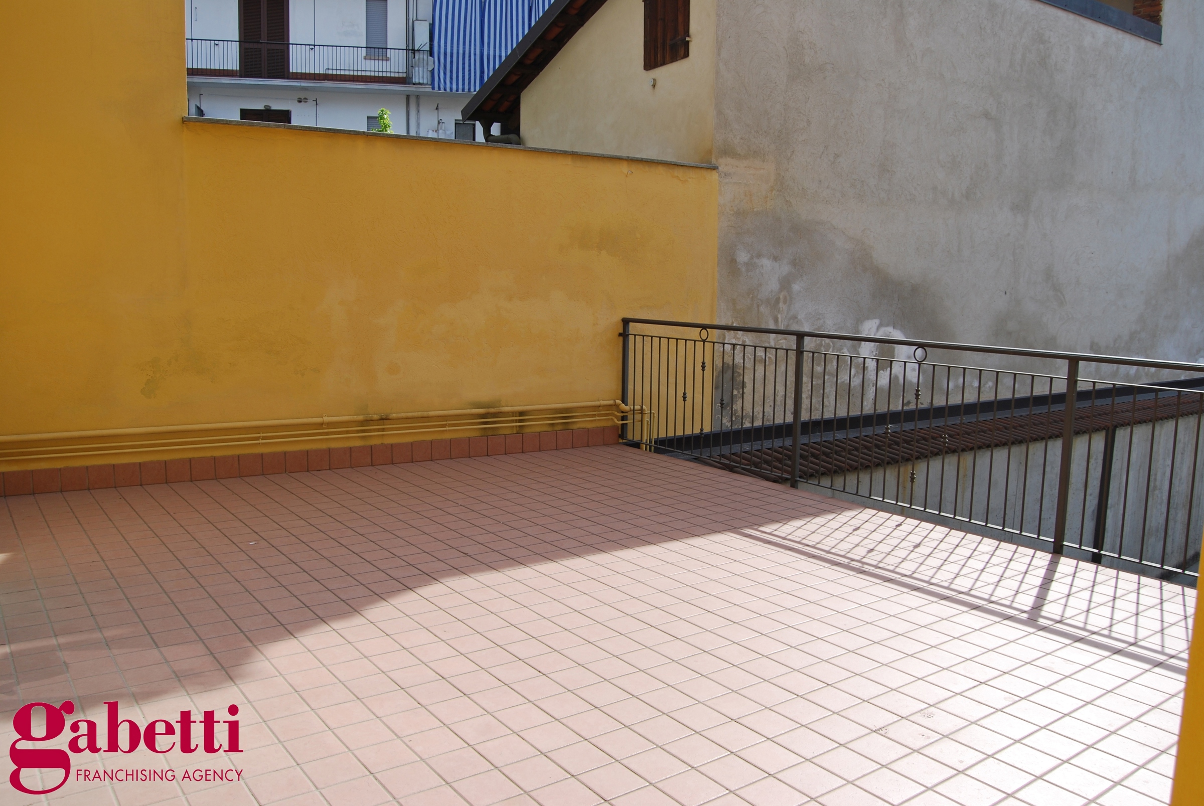 Bilocale con box a Bra