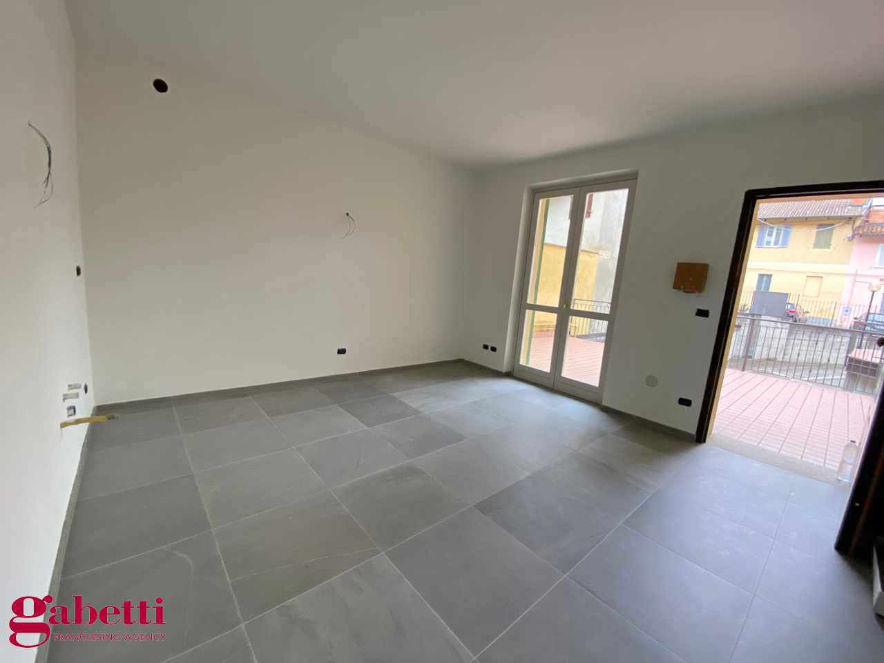 Bilocale con box a Bra