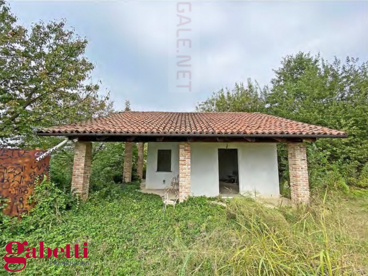 Casa indipendente con giardino a Pocapaglia