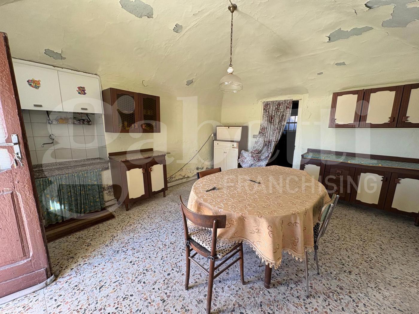 Casa indipendente con giardino a Dogliani