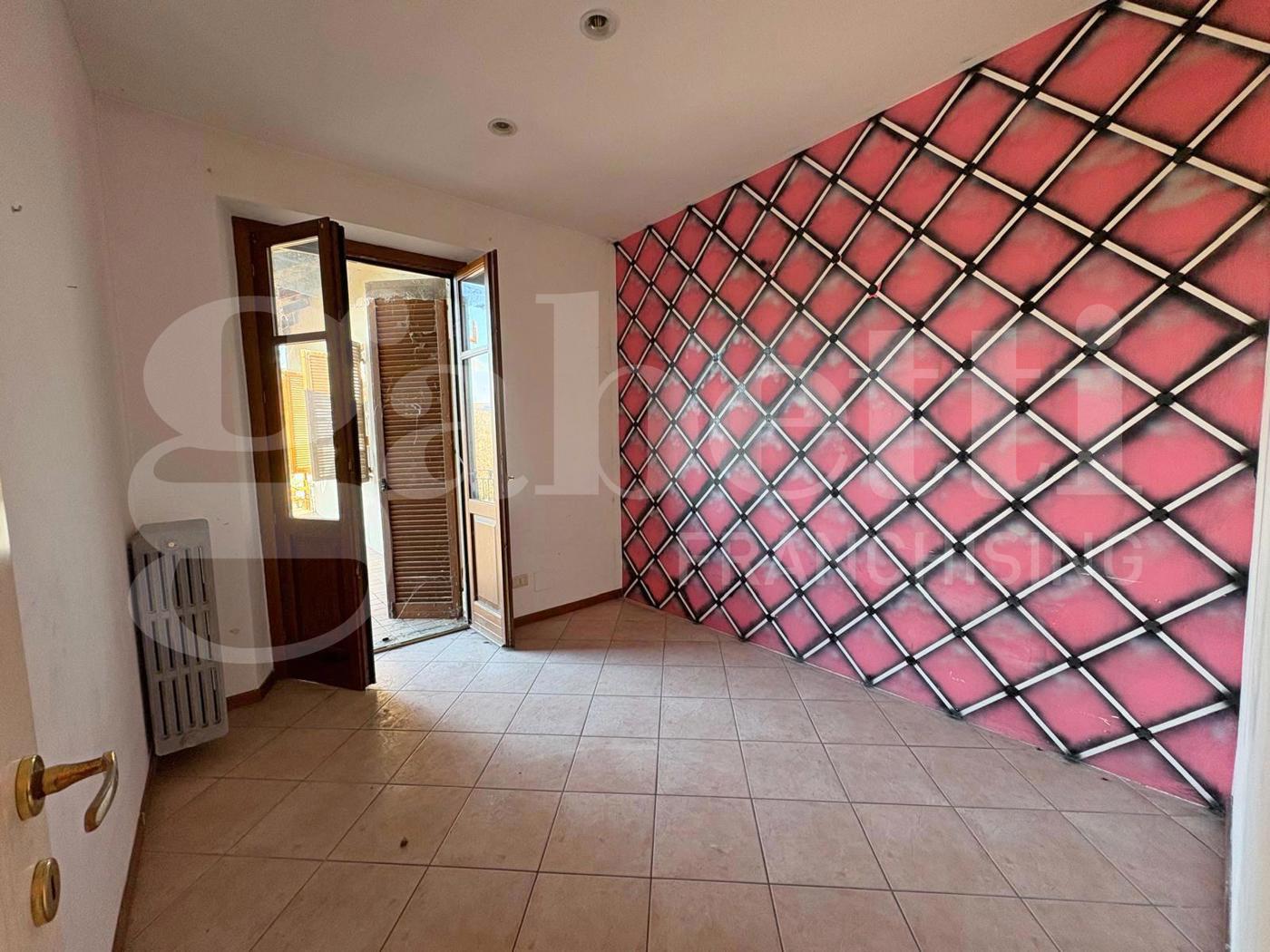 Appartamento in vendita a Grinzane Cavour