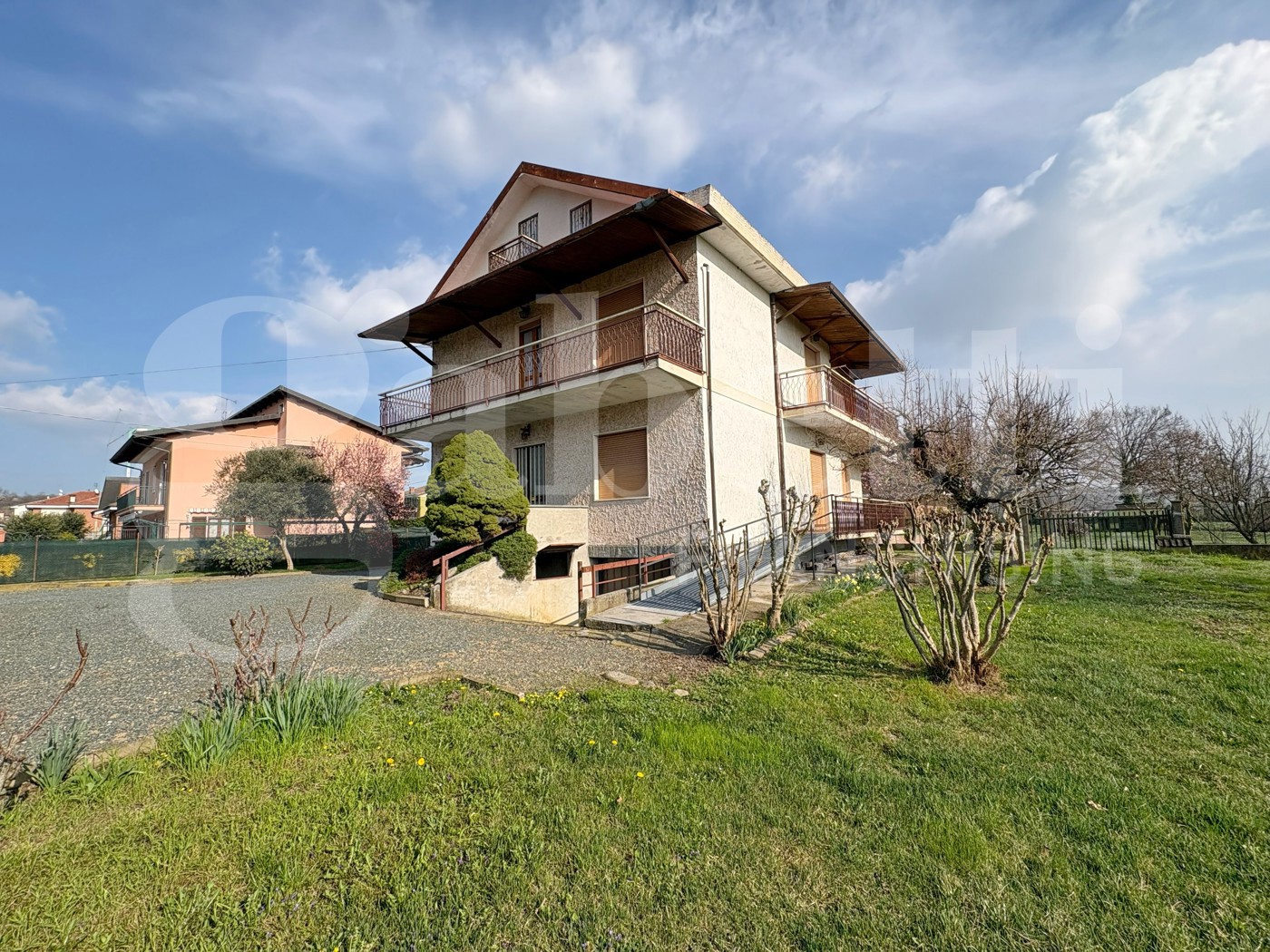 Appartamento con giardino a Sanfr�