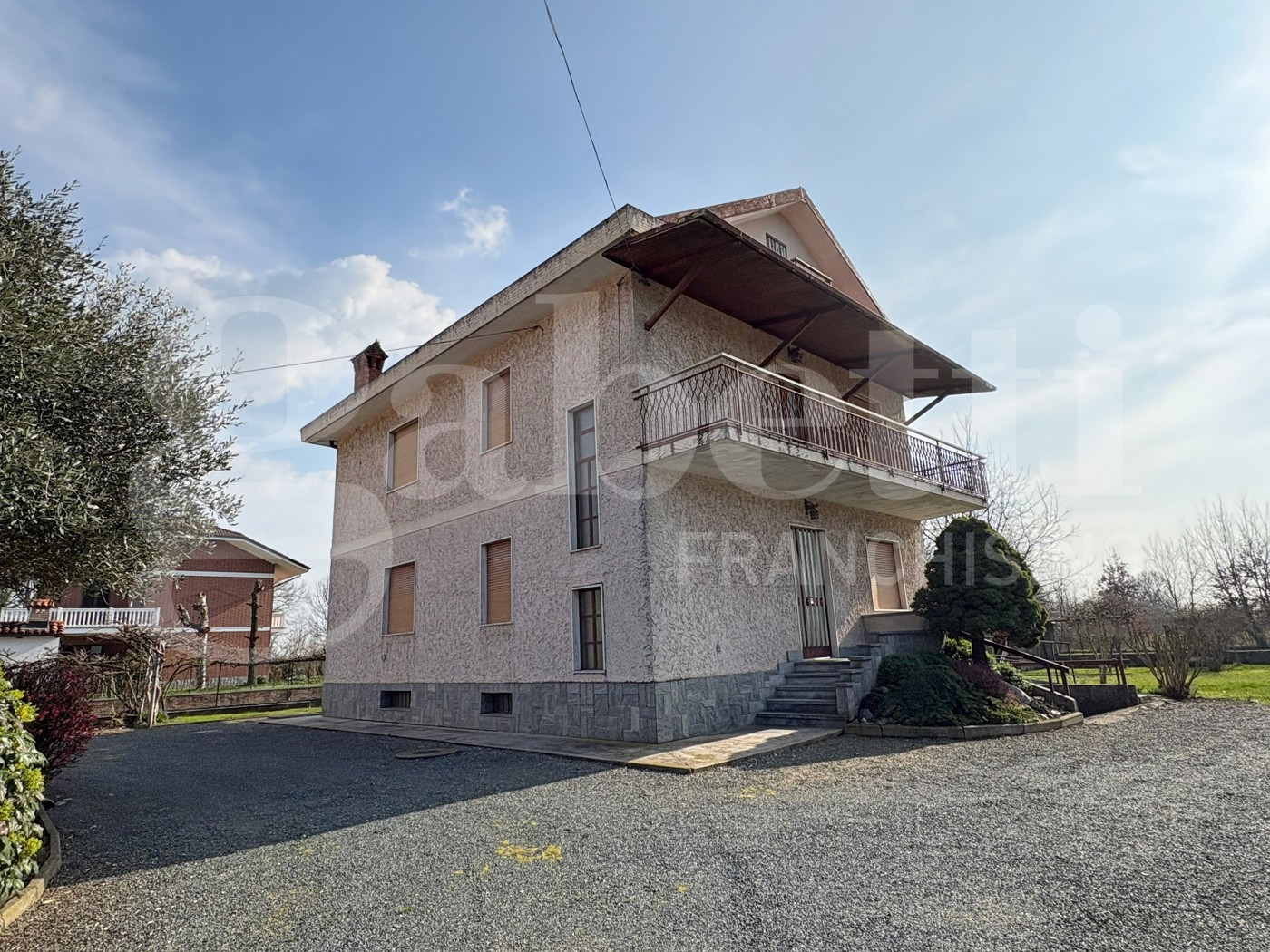 Appartamento con giardino a Sanfr�