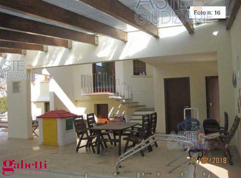 Villa con giardino a Cherasco