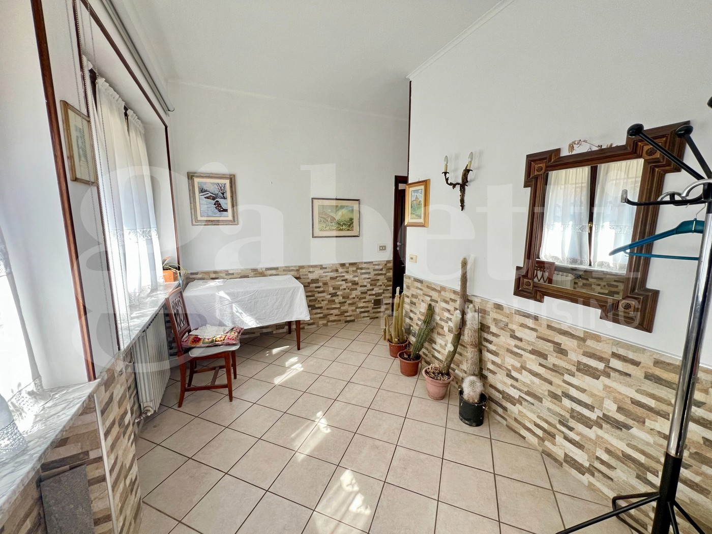 Casa indipendente con giardino a Barolo