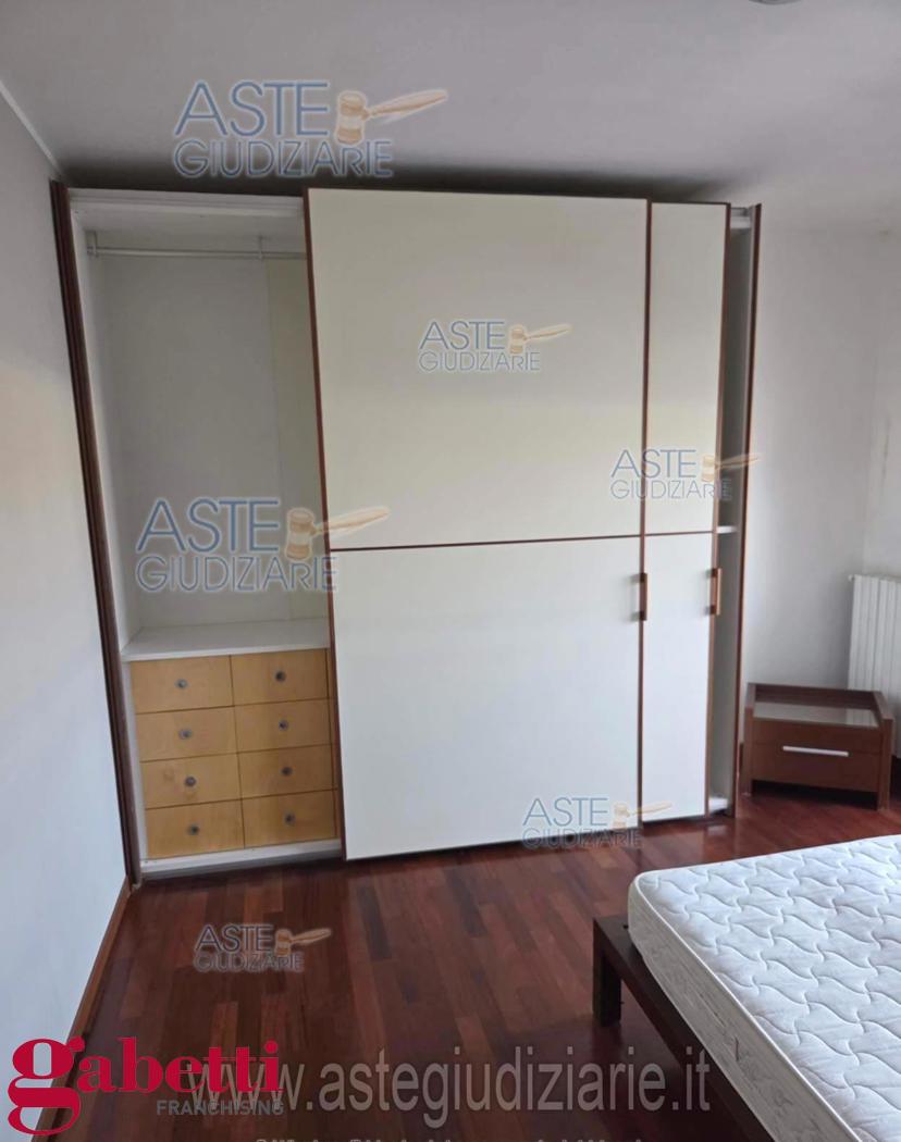 Quadrilocale in vendita a Alba