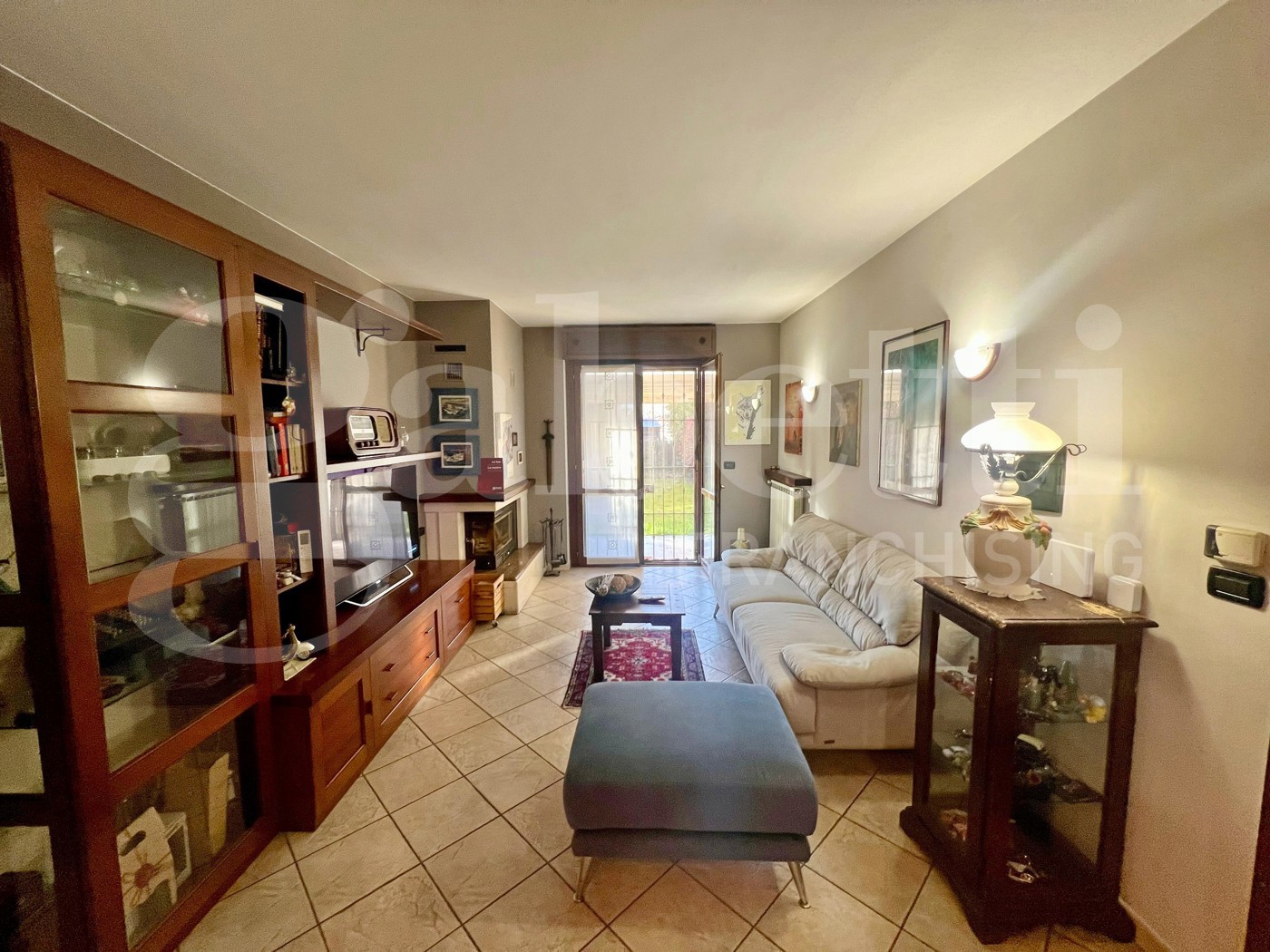 Trilocale in vendita a La Loggia