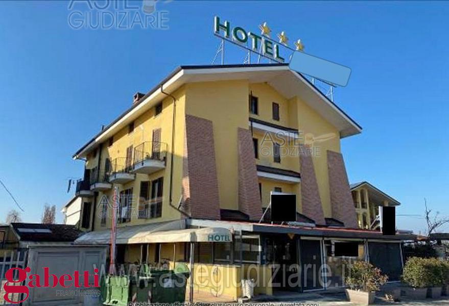 Attivit� commerciale Albergo in vendita a Cherasco