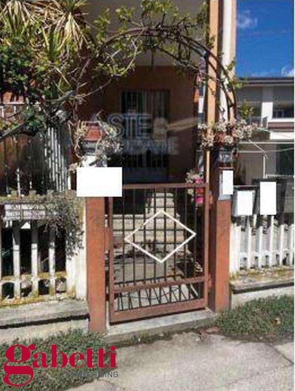 Quadrilocale con giardino a Sanfr�