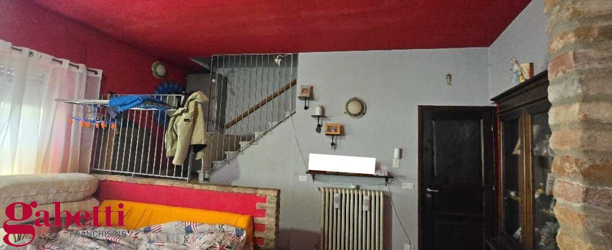 Casa indipendente in vendita a Corneliano d'Alba