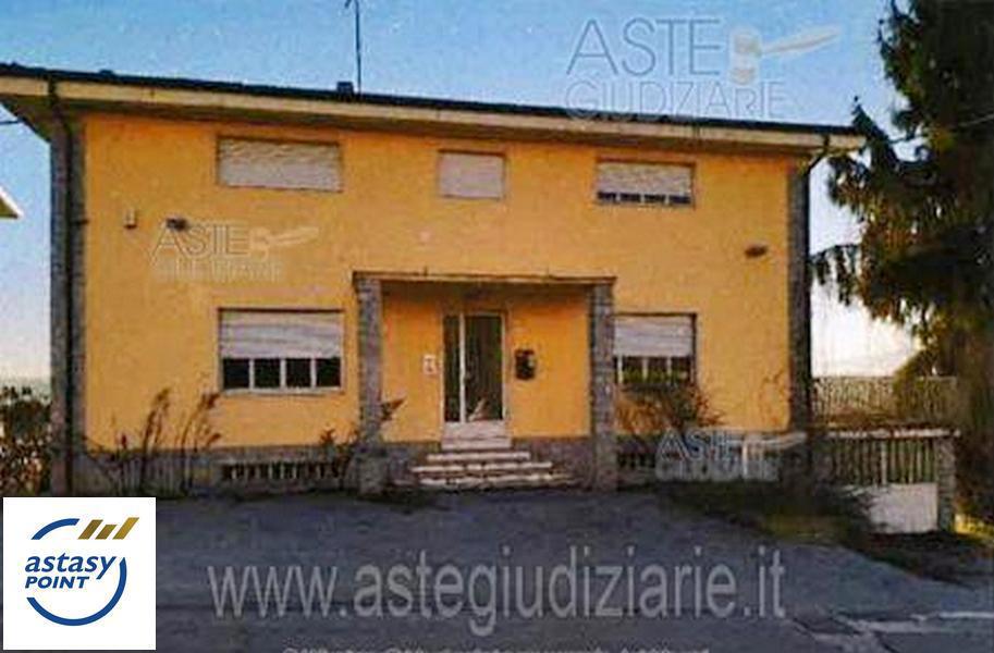 Casa indipendente con giardino a Fossano