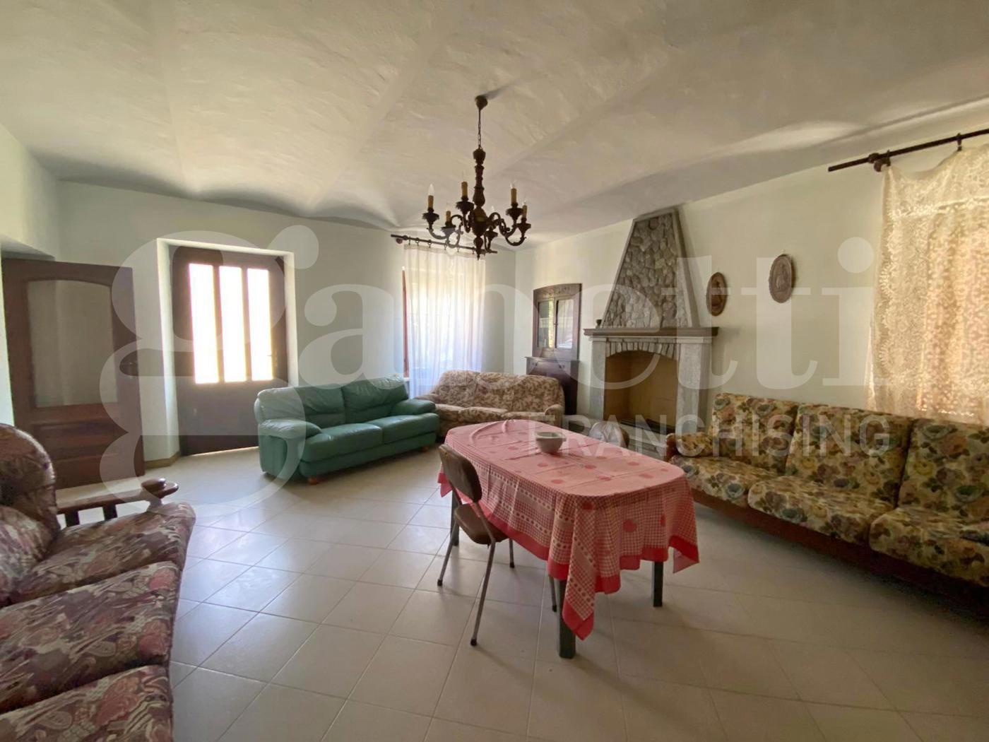 Casa indipendente con giardino a Cherasco