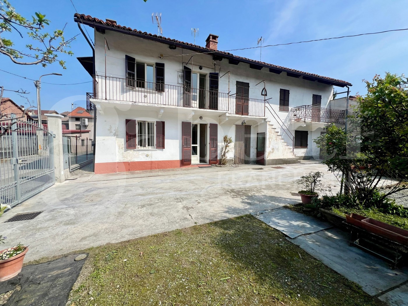 Quadrilocale con giardino a Genola