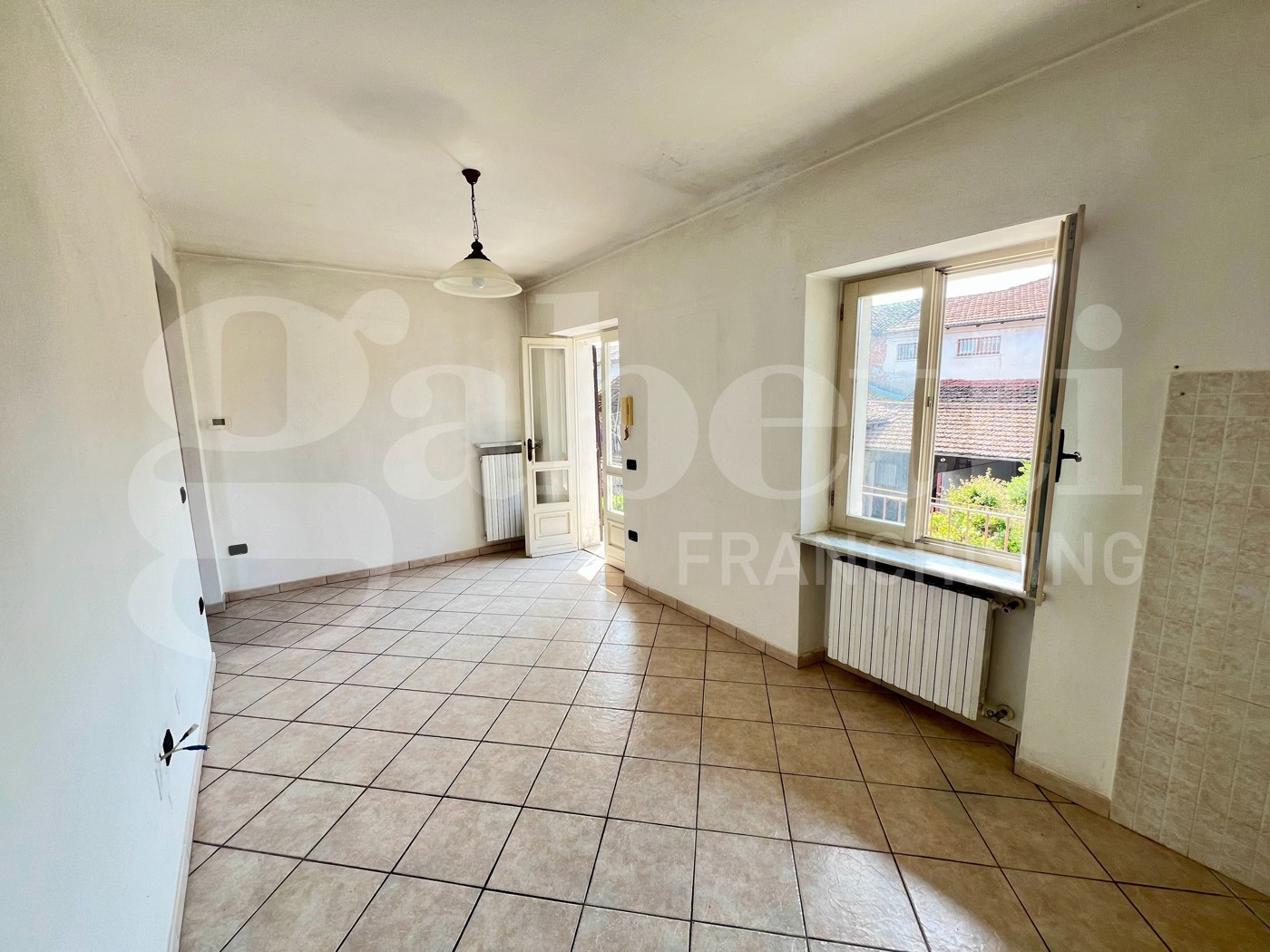 Quadrilocale con giardino a Genola