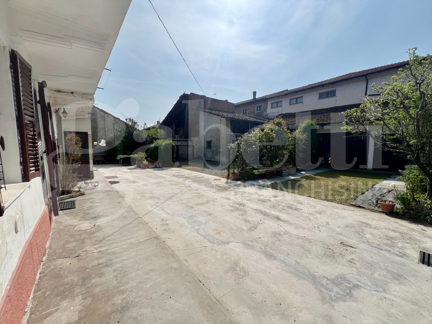 Quadrilocale con giardino a Genola