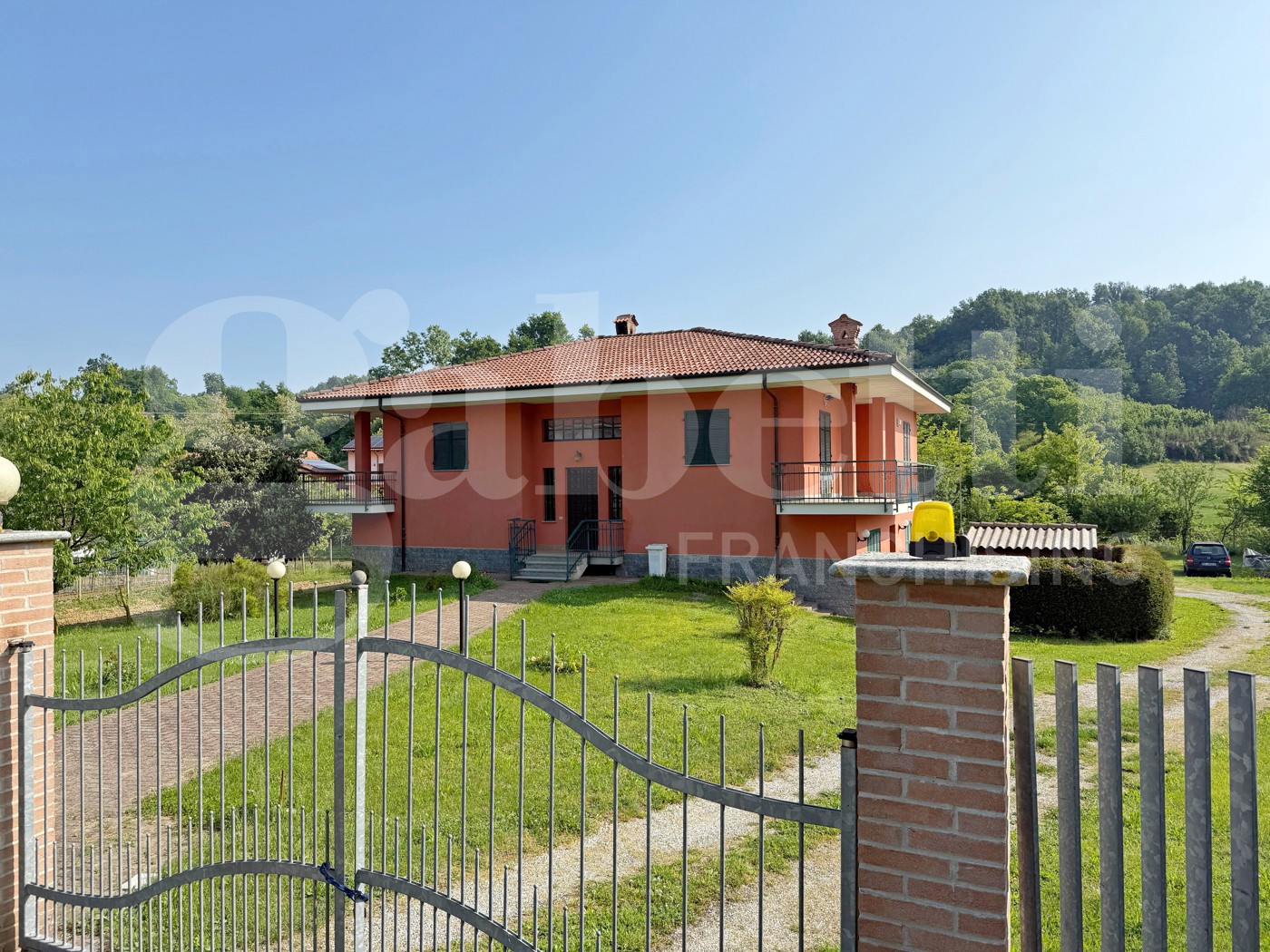 Appartamento con giardino a Pocapaglia