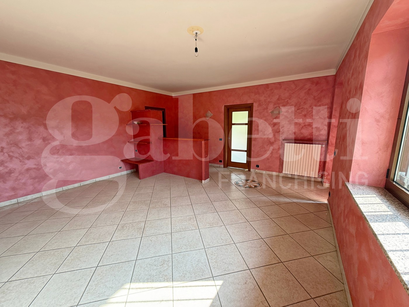 Appartamento con giardino a Pocapaglia