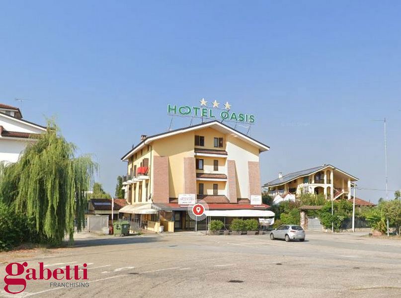 Attivit� commerciale Albergo in vendita a Cherasco