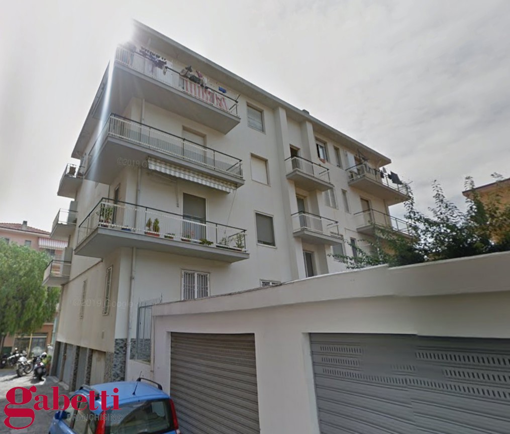Trilocale ristrutturato a Taggia