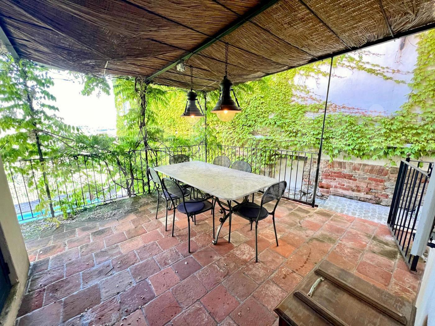 Casa indipendente in vendita a Bossolasco