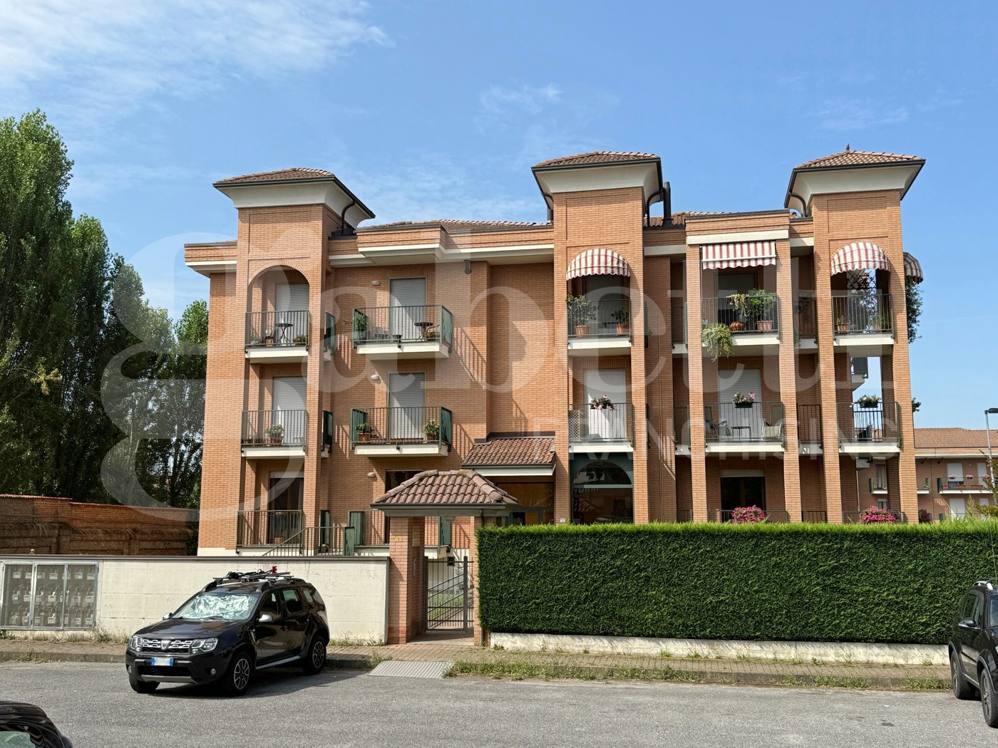 Quadrilocale con giardino a Bra