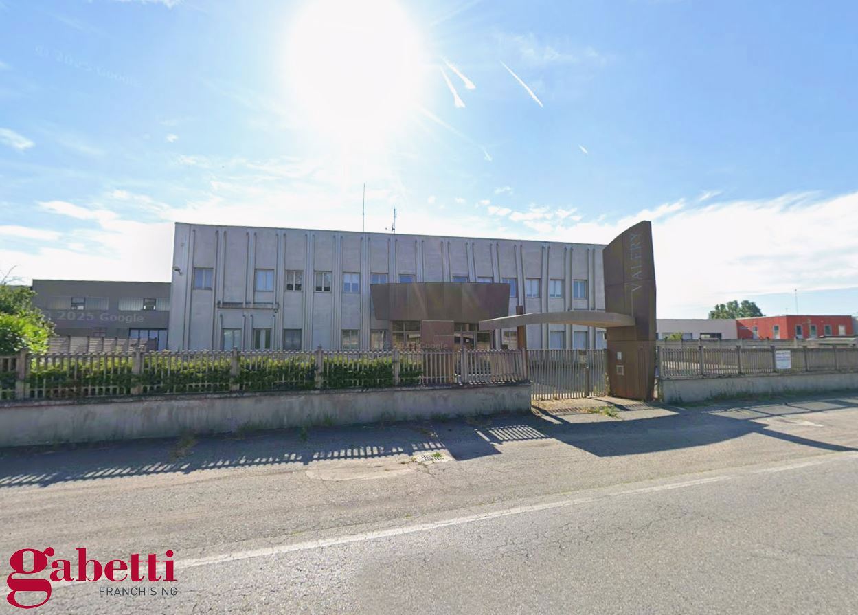 Stabile/Palazzo in vendita a Sommariva del Bosco