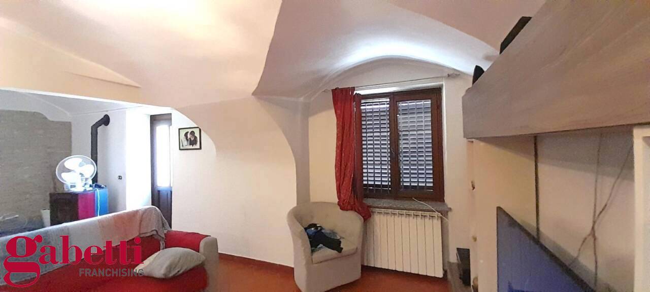 Casa indipendente ristrutturata a Farigliano