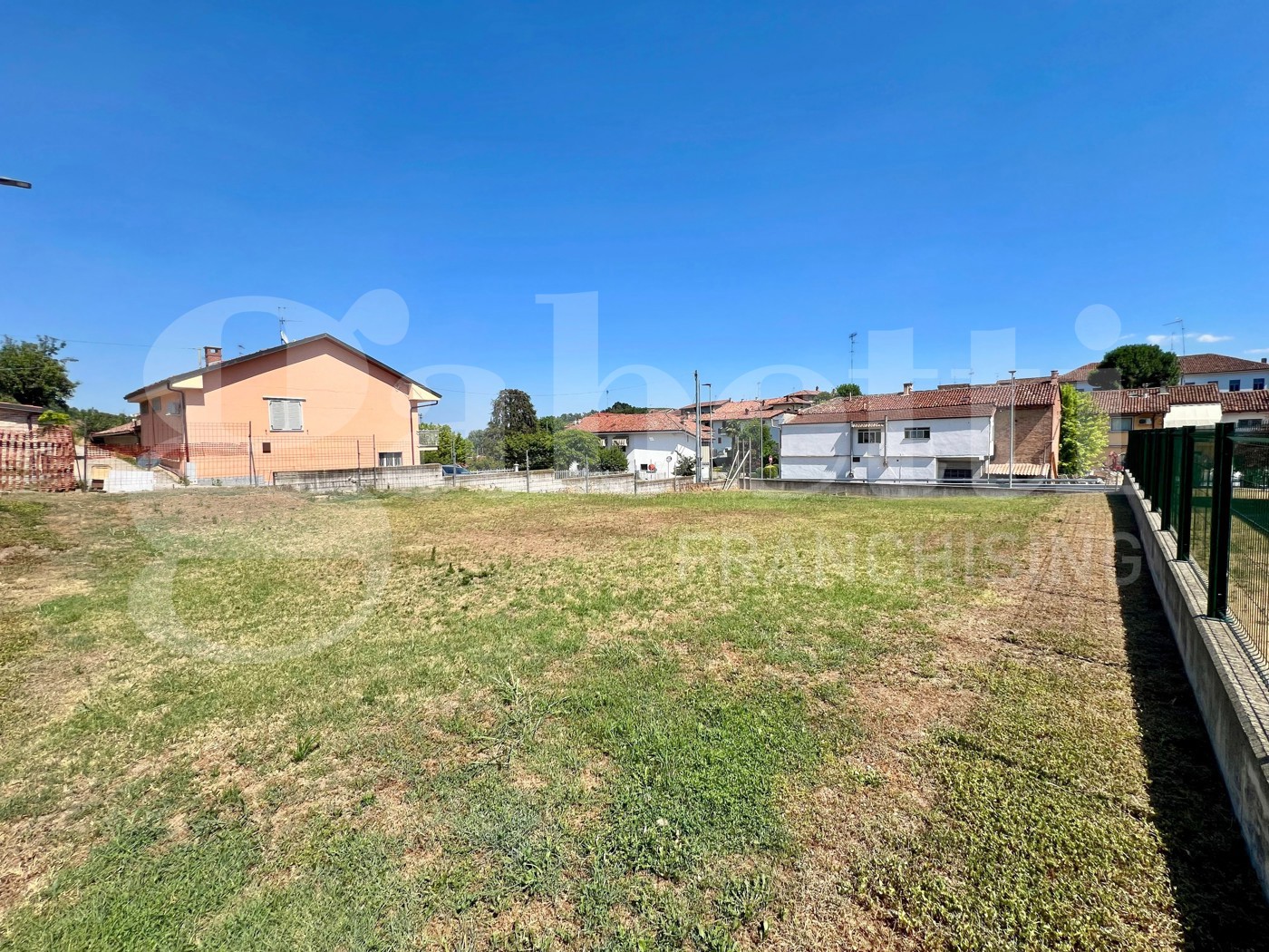 Terreno Edificabile in vendita a Santa Vittoria d'Alba