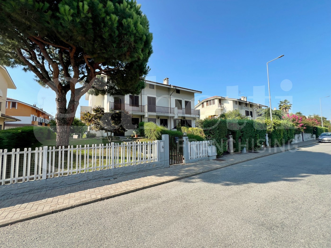 Villa in vendita a Bra