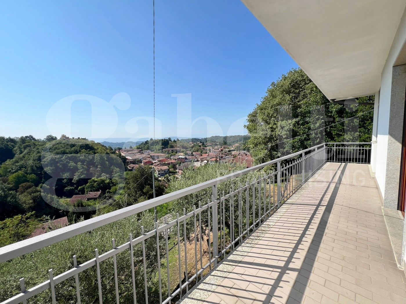 Casa indipendente con giardino a Baldissero d'Alba