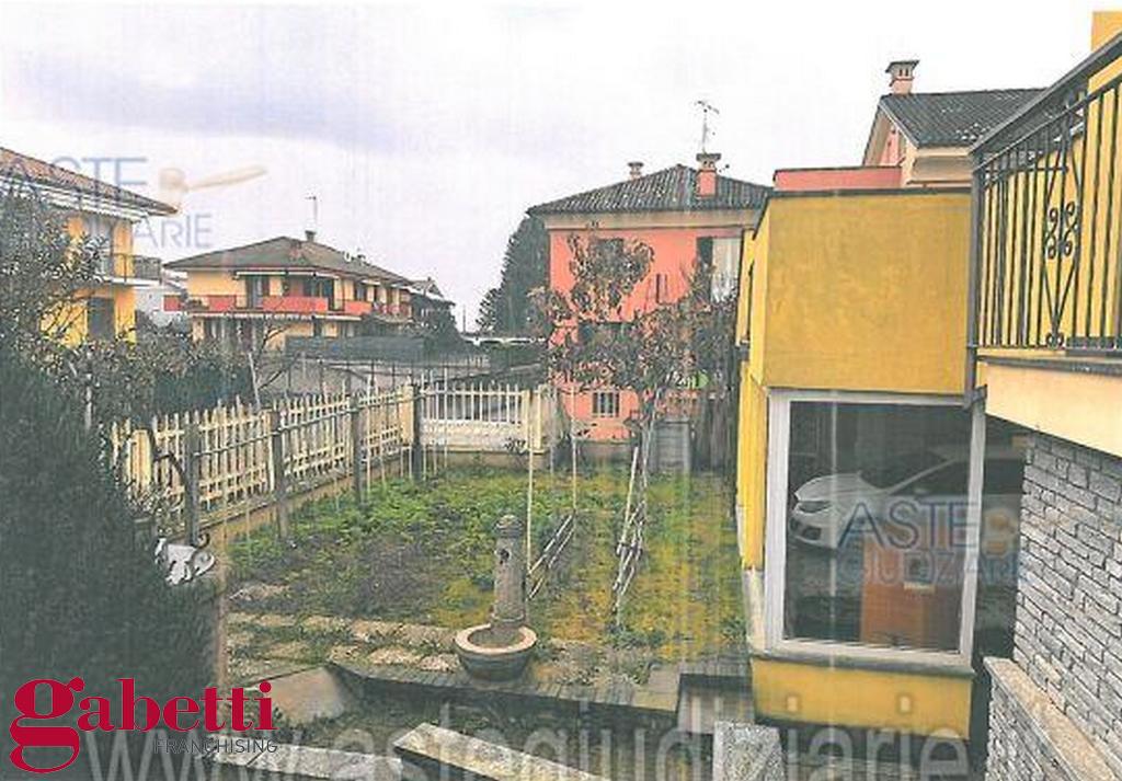 Appartamento con giardino a Cherasco