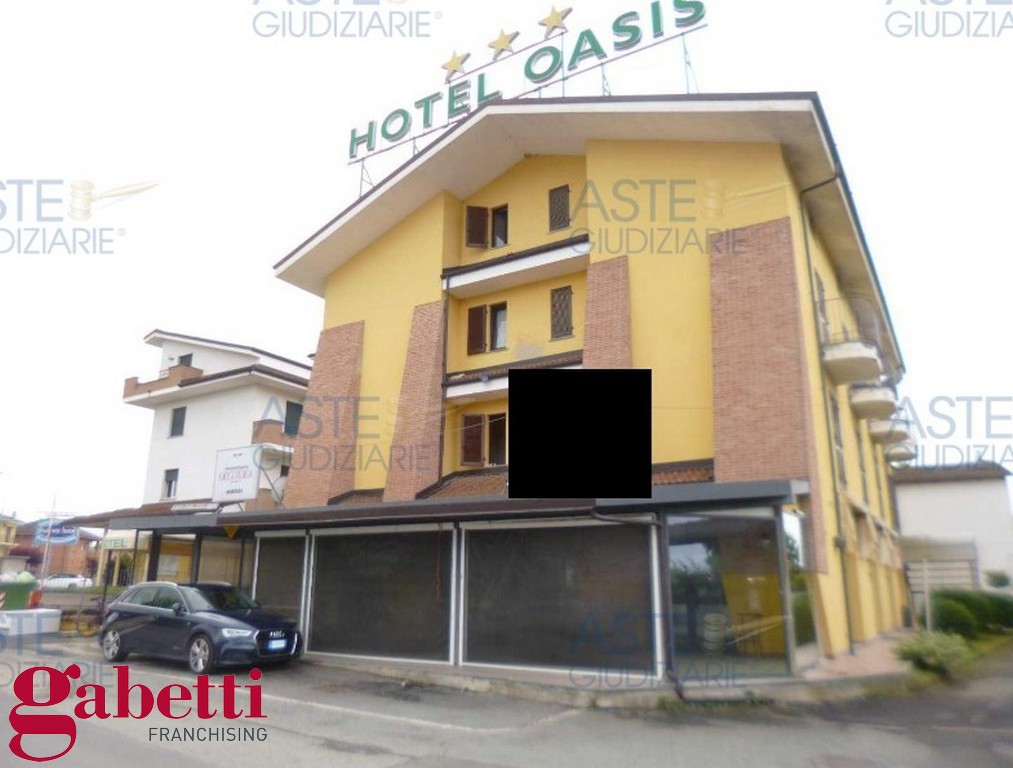 Negozio in vendita a Cherasco