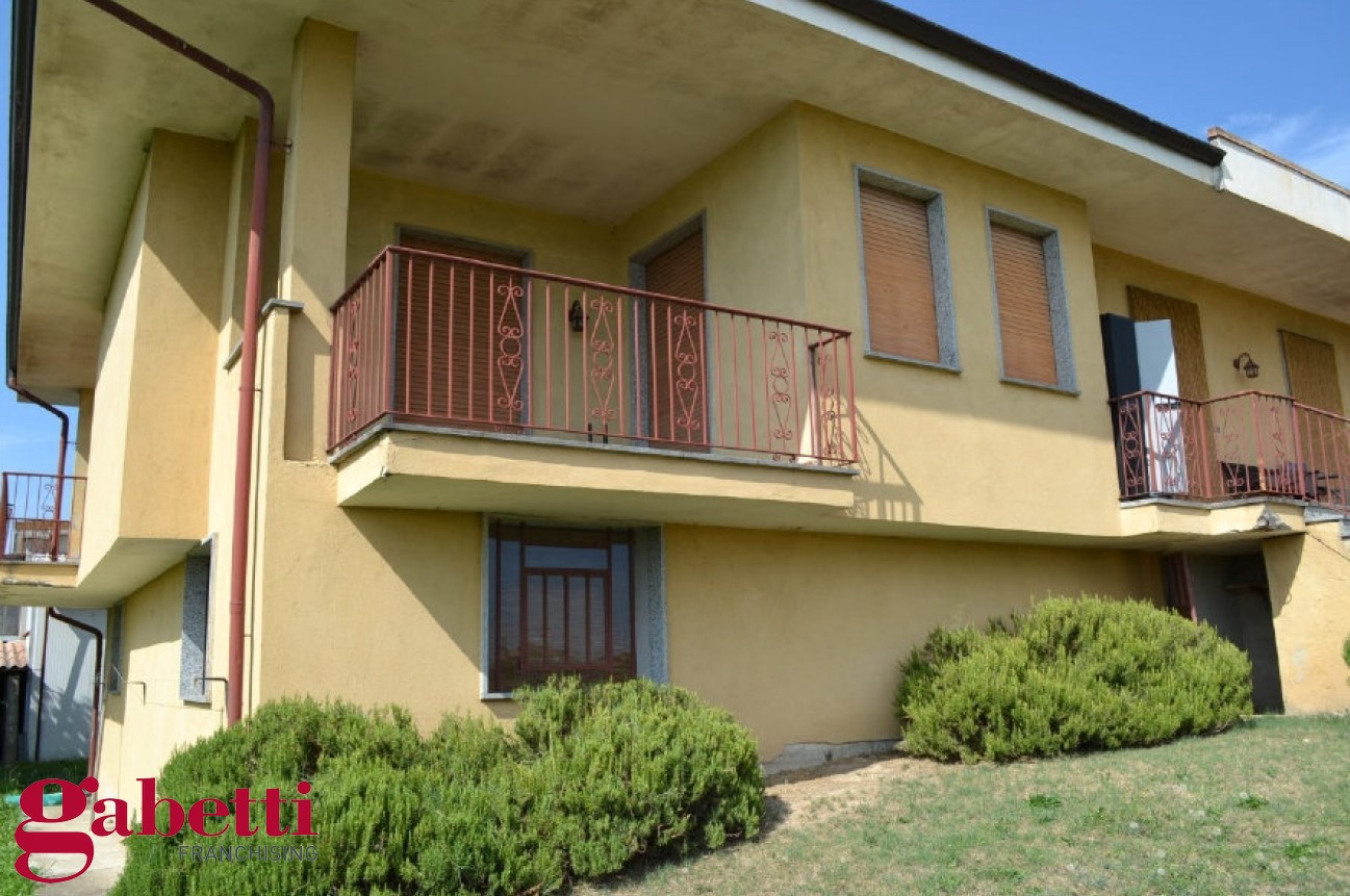Casa indipendente con giardino a Cherasco