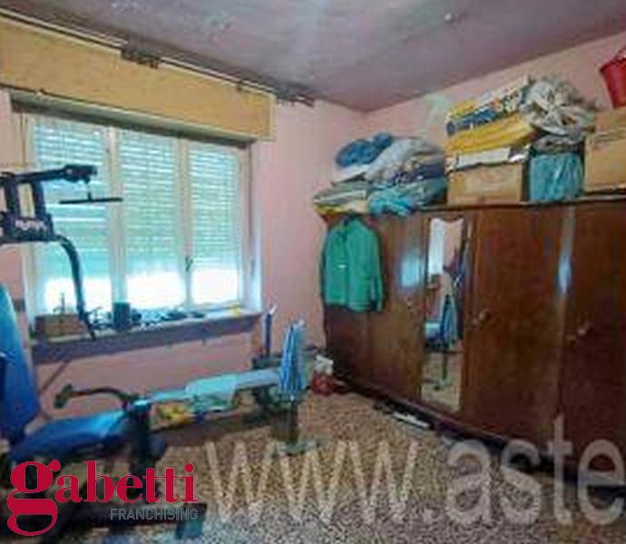 Casa indipendente da ristrutturare a Dogliani