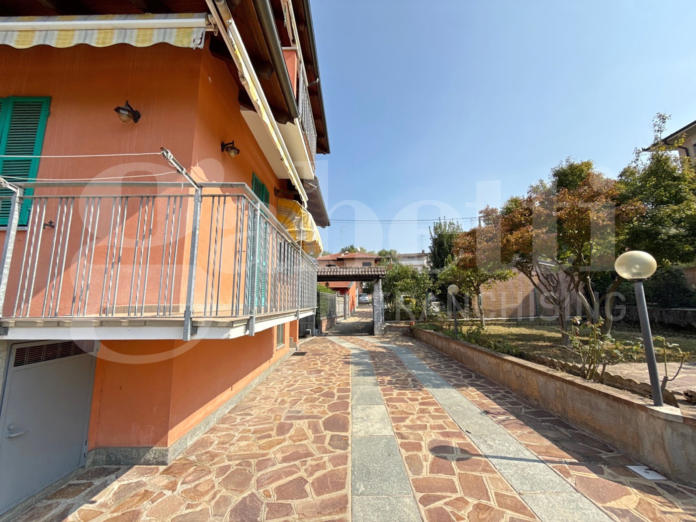 Casa indipendente con giardino a Bra