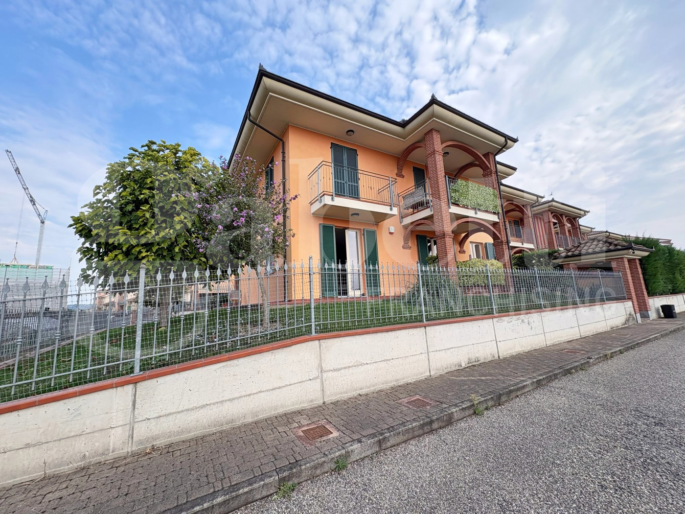 Quadrilocale con giardino a Cherasco